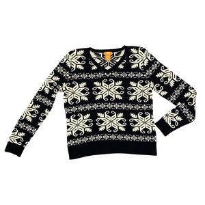 Snowflake Knit Sweater in Black and Cream